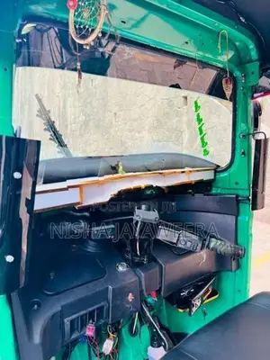 Bajaj RE 2014