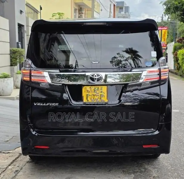 Toyota Vellfire 2017