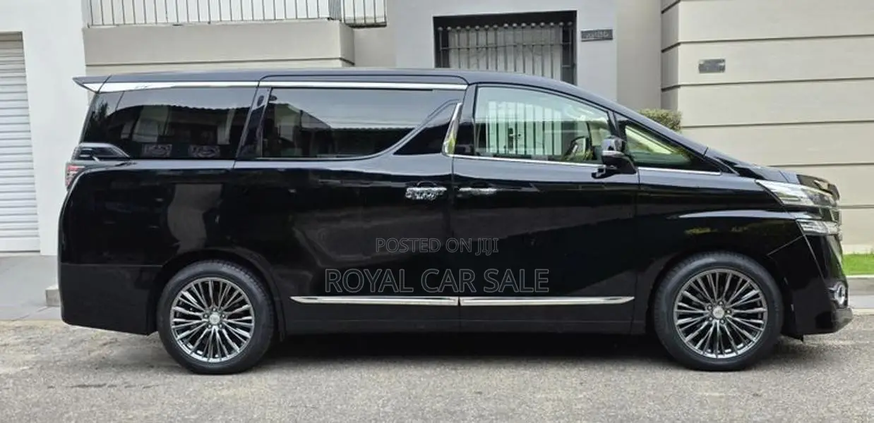 Toyota Vellfire 2017