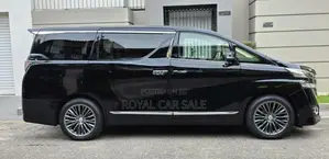 Toyota Vellfire 2017