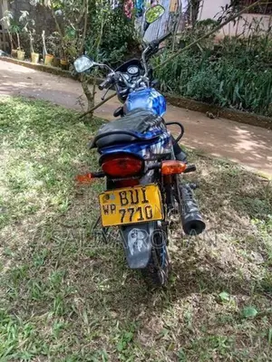 Bajaj Platina 110 ES 2016