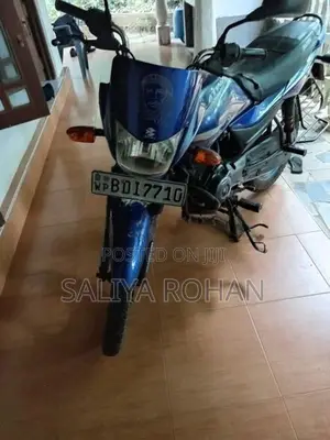 Bajaj Platina 110 ES 2016
