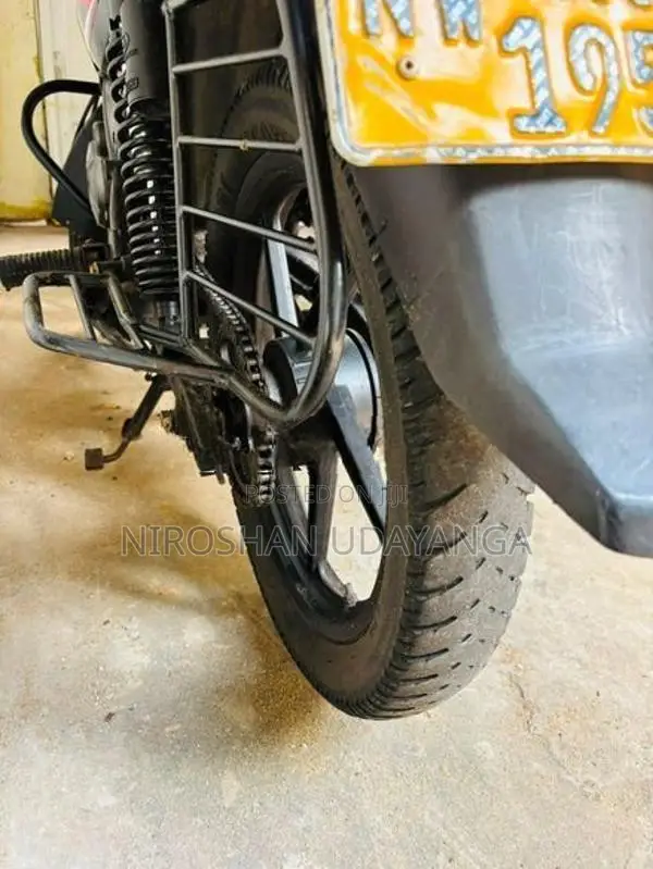 Bajaj Discover 100 2011