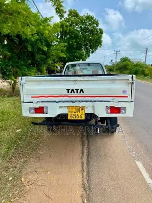 Tata 207 2005