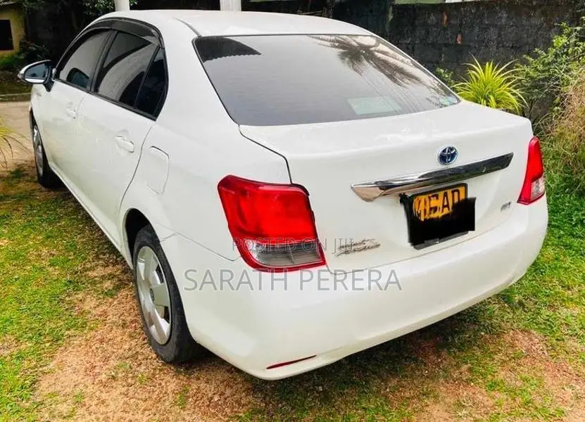 Toyota Axio 2014