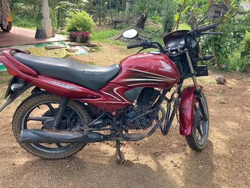 Honda Dream 2012