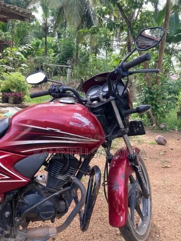 Honda Dream 2012