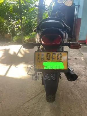 Bajaj Platina 100 ES 2015