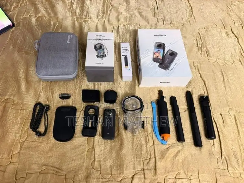 Insta 360 X3 Combo Pack