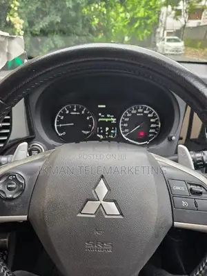 Mitsubishi Outlander 2014