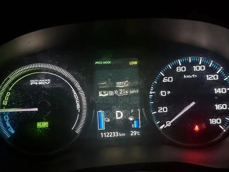 Mitsubishi Outlander 2015