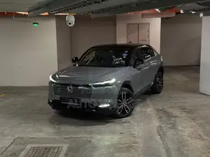 Honda Vezel Z play premium 2026