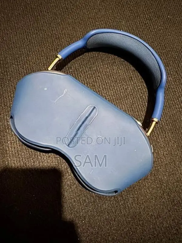 Apple AirPods Max Blue