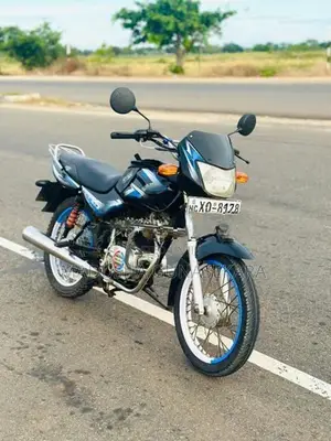 Bajaj CT100 2012