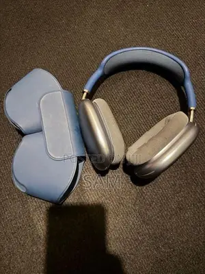 Apple AirPods Max Blue