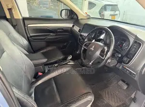Mitsubishi Outlander PHEV Aspire 2014