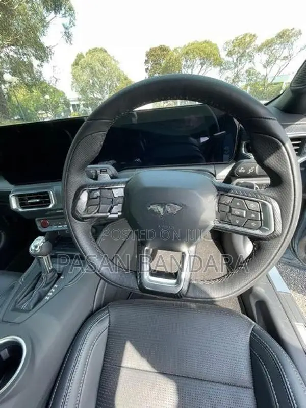 Ford Mustang 2025