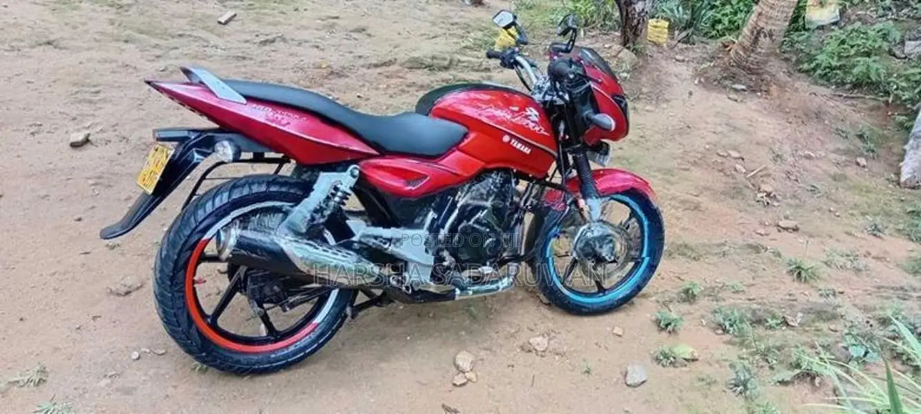 Bajaj Pulsar 180 2010