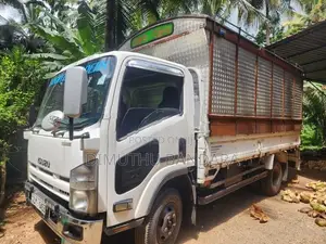 Isuzu NRP85 2008