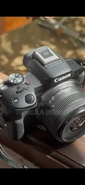 canon R50 camera
