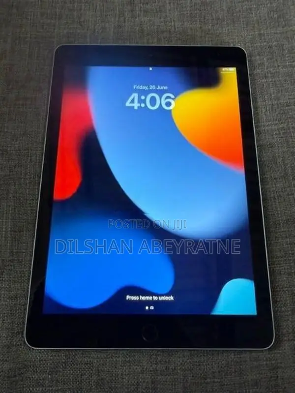 Apple iPad 5th Gen 32GB