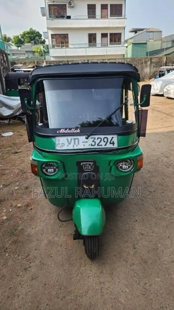 Bajaj RE 4 Stroke 2010