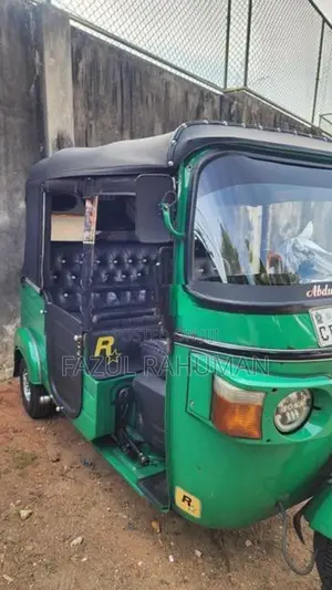 Bajaj RE 4 Stroke 2010