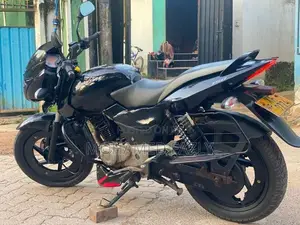 Bajaj Pulsar 150 2011