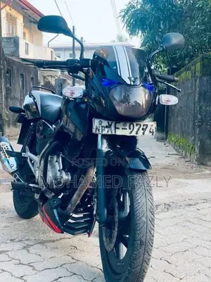 Bajaj Pulsar 150 2011