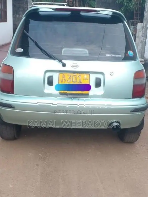 Nissan March K11 2000