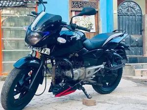 Bajaj Pulsar 150 2011