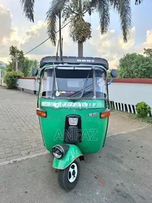 Bajaj RE 2008