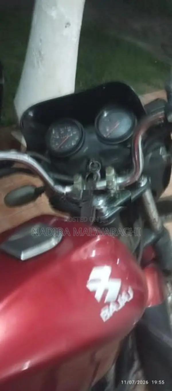 Bajaj Discover 125 2005