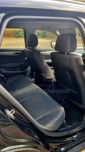BMW X1 2012