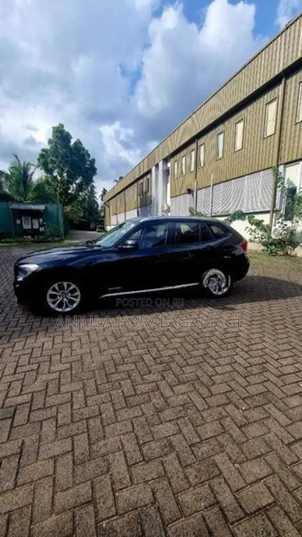 BMW X1 2012