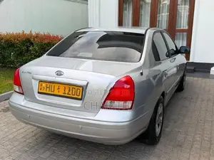 Hyundai Elantra AUTOMATIC 2002