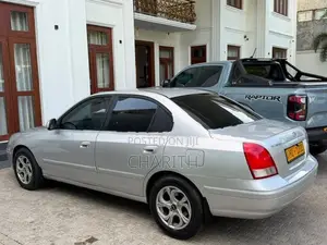 Hyundai Elantra AUTOMATIC 2002