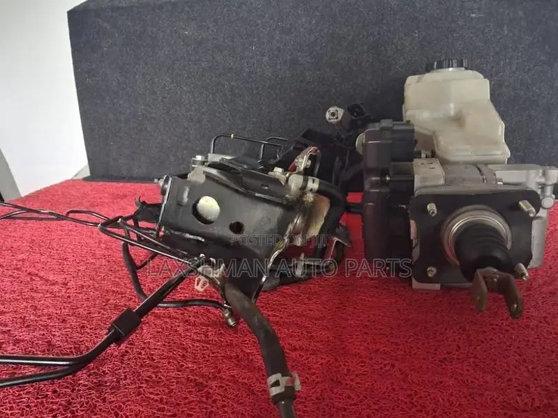 Toyota Prius ZVW 50 ABS Pump and Accumelator Complete Sensor