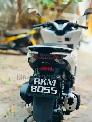 Honda PCX160 2025