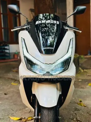 Honda PCX160 2025
