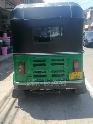 Bajaj RE 2010
