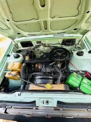 Mitsubishi Lancer Box 1985