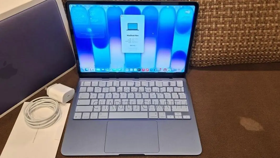 Macbook Neo 8/256