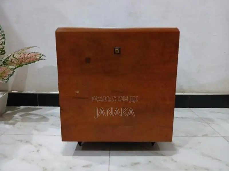 KEF Powered Subwoofer