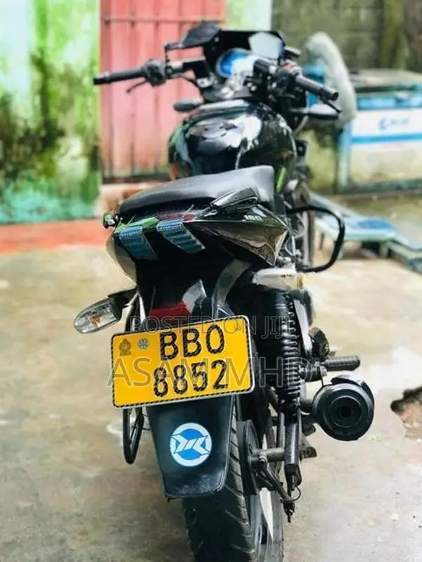 Bajaj Pulsar 180 2010