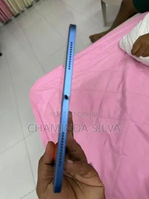 Apple iPad 10th Gen