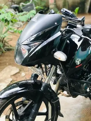 Bajaj Pulsar 180 2010