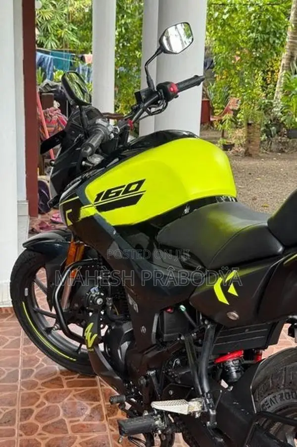 Hero Hunk 160R 2026