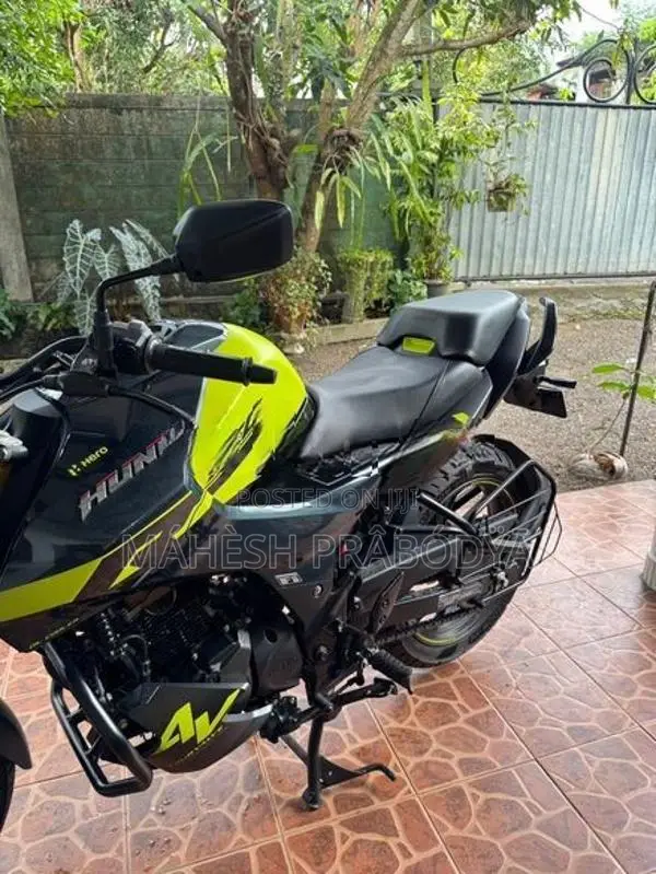 Hero Hunk 160R 2026