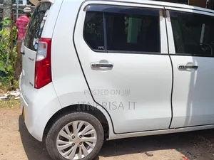 Suzuki Wagon R 2016 White